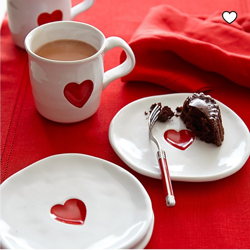 Set of Two Heart Design White Mugs from Williams Sonoma - Picture 5 of 7